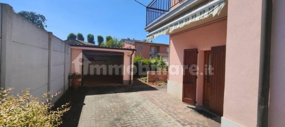 Villa de 4 dormitorios en Guardamiglio, Italy No. 355716 27