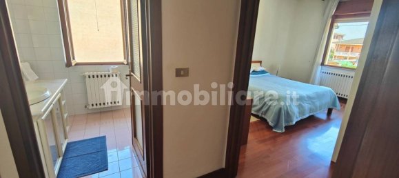 Villa de 4 dormitorios en Guardamiglio, Italy No. 355716 11