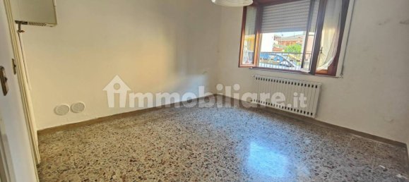 Villa de 4 dormitorios en Guardamiglio, Italy No. 355716 20