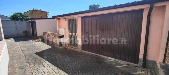 Villa de 4 dormitorios en Guardamiglio, Italy No. 355716 29