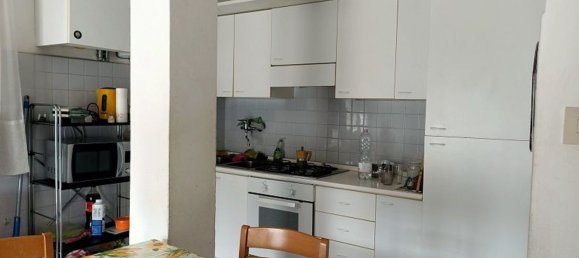 3 rooms Apartment in Padua, Italy No. 59703 2