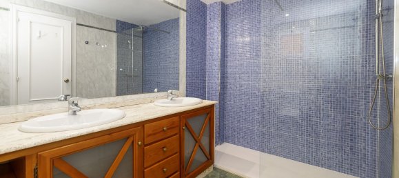 4 Schlafzimmer Wohnung in El Limonar, Spain, Nr. 141649 39