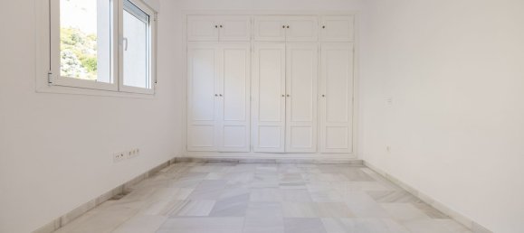 4 Schlafzimmer Wohnung in El Limonar, Spain, Nr. 141649 32