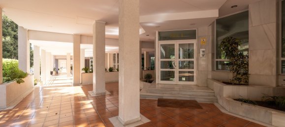 4 Schlafzimmer Wohnung in El Limonar, Spain, Nr. 141649 7