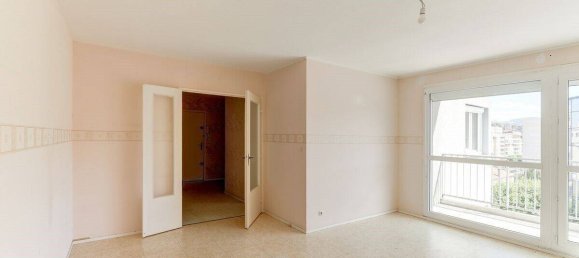 1 chambre Appartement à Saint-Étienne, France No. 355793 4