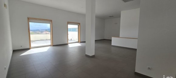 Propriété commerciale à Vila Mea, Portugal 237m² No. 190476 9