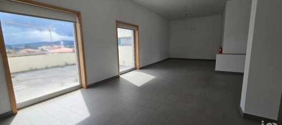 Propriété commerciale à Vila Mea, Portugal 237m² No. 190476 2