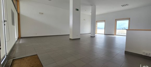 Propriété commerciale à Vila Mea, Portugal 237m² No. 190476 11