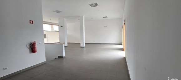 Propriété commerciale à Vila Mea, Portugal 237m² No. 190476 5