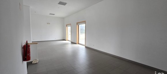 Propriété commerciale à Vila Mea, Portugal 237m² No. 190476 7