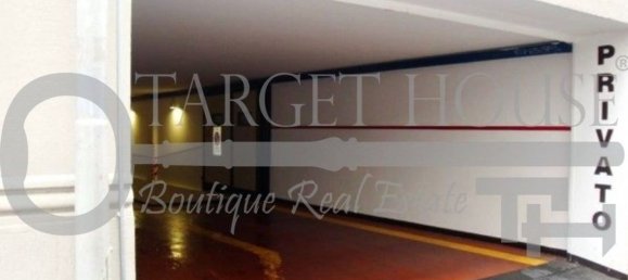 مرآب في Como, Italy 44متر مربع رقم 108070 5