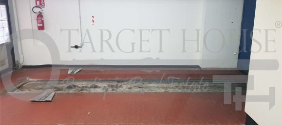 مرآب في Como, Italy 44متر مربع رقم 108070 6