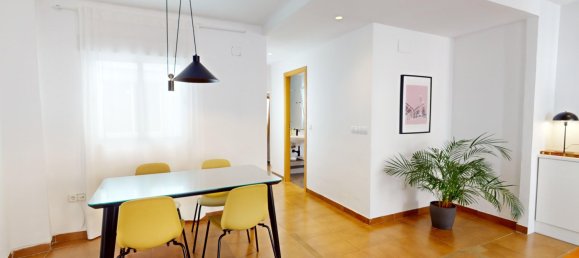 Apartamento de 3 dormitorios en València, Spain No. 15297 7