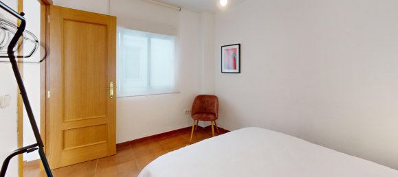 Apartamento de 3 dormitorios en València, Spain No. 15297 18