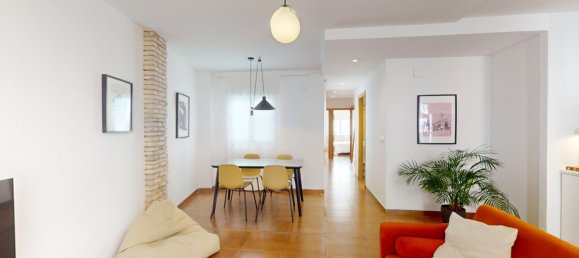 Apartamento de 3 dormitorios en València, Spain No. 15297 6