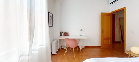 Apartamento de 3 dormitorios en València, Spain No. 15297 16
