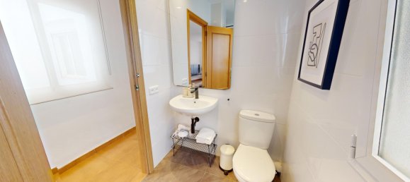 Apartamento de 3 dormitorios en València, Spain No. 15297 25