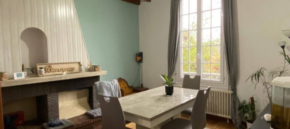 Casa de 3 dormitorios en Longueil-Annel, France No. 210104 3