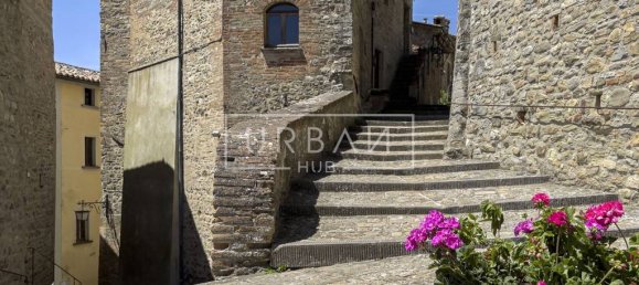 2 bedrooms Apartment in Montone, Italy No. 302929 13