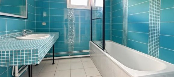 3 bedrooms Apartment in Saint-Denis, France No. 354676 6