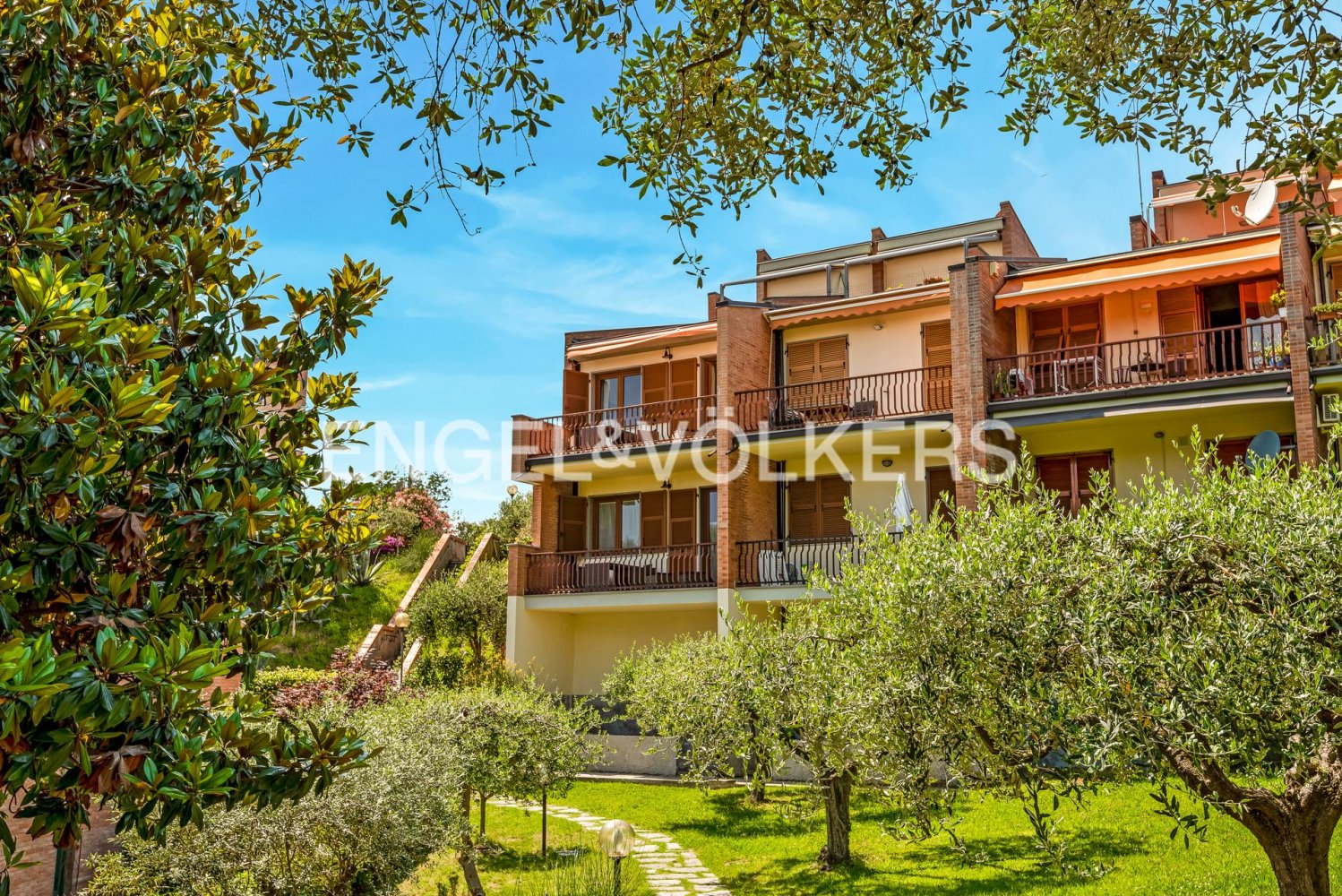Duplex T2 em Lerici, Italy N.º 105209