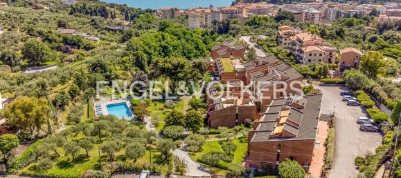 Duplex T2 em Lerici, Italy N.º 105209 20