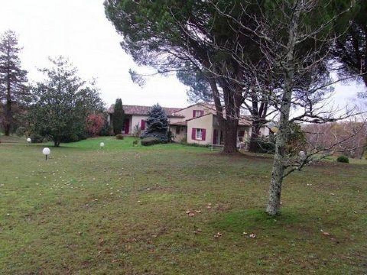 6 bedrooms House in Marmande, France No. 11607