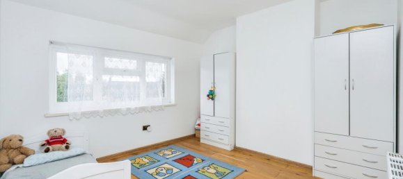 5 bedrooms House in Portsmouth, United Kingdom No. 10875 12