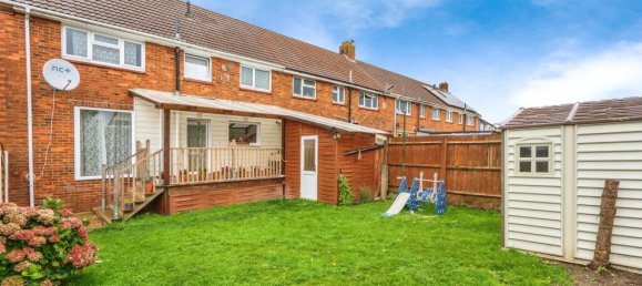 5 bedrooms House in Portsmouth, United Kingdom No. 10875 15