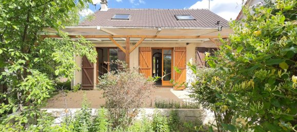 Casa de 3 dormitorios en Neuilly-sur-Marne, France No. 135111 2