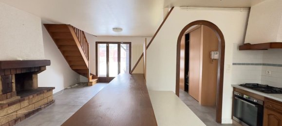 Casa de 3 dormitorios en Neuilly-sur-Marne, France No. 135111 4