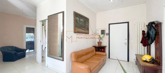 Дом с 4 комнатами в Бордигера, Италия № 181190 7