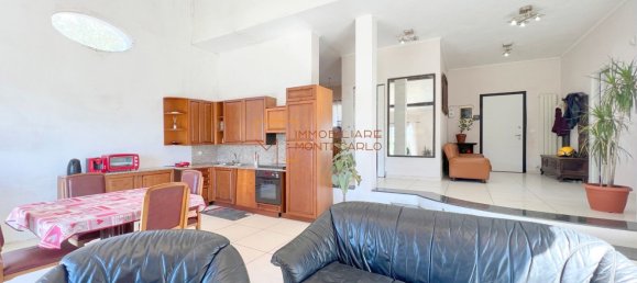 Дом с 4 комнатами в Бордигера, Италия № 181190 4