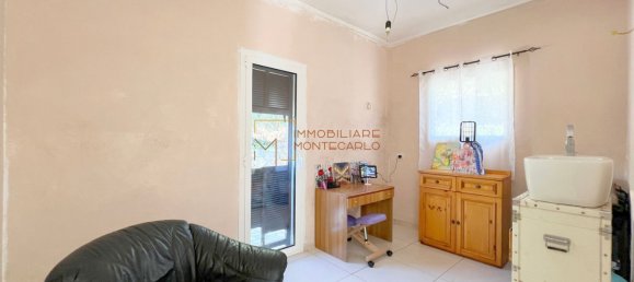 Дом с 4 комнатами в Бордигера, Италия № 181190 9