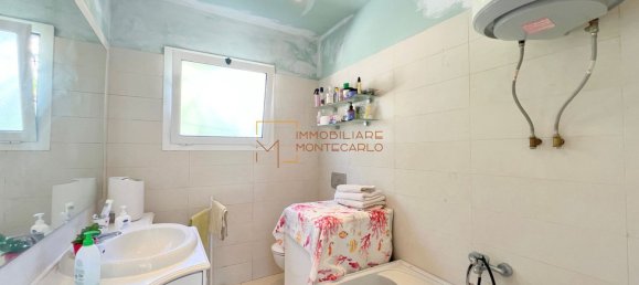 Дом с 4 комнатами в Бордигера, Италия № 181190 10