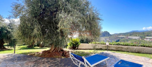 Дом с 4 комнатами в Бордигера, Италия № 181190 13