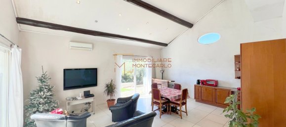 Дом с 4 комнатами в Бордигера, Италия № 181190 8