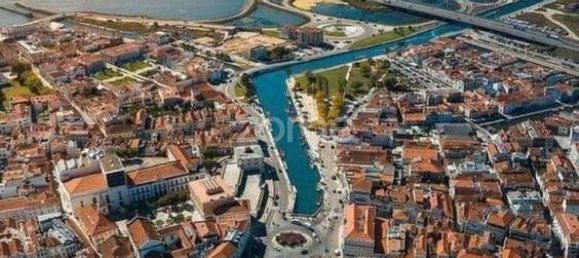 8 bedrooms House in Aradas, Portugal No. 63592 12