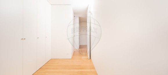 4 bedrooms House in Porto, Portugal No. 16974 30