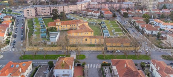 4 bedrooms House in Porto, Portugal No. 16974 8