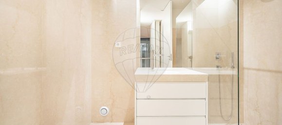 4 bedrooms House in Porto, Portugal No. 16974 43