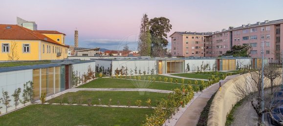 4 bedrooms House in Porto, Portugal No. 16974 11