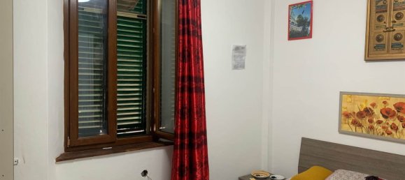 6 rooms Apartment in Cinigiano, Italy No. 118020 7