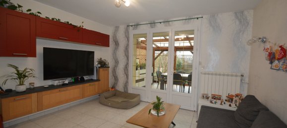 Casa de 4 dormitorios en Chauny, France No. 42450 2