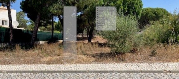 805m² Land in Loule, Portugal No. 109142 5