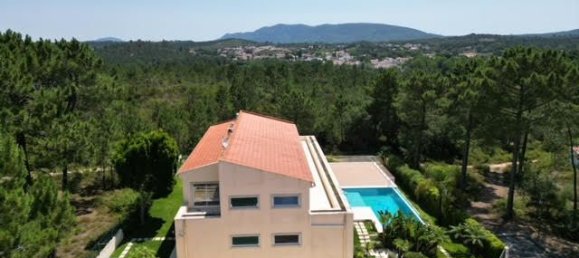 7 bedrooms House in Sesimbra, Portugal No. 16129 9