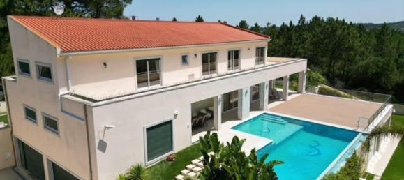 7 bedrooms House in Sesimbra, Portugal No. 16129 8