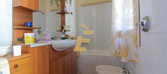 2 bedrooms Villa in Vidigulfo, Italy No. 272223 7