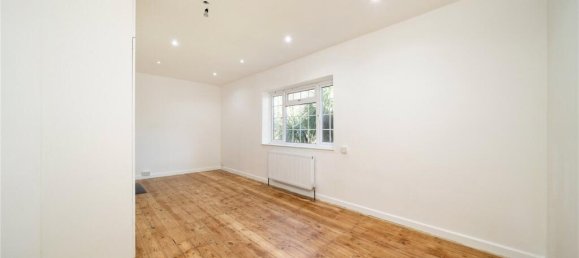 Дом с 2 спальнями в Лондон, Великобритания № 3760 6