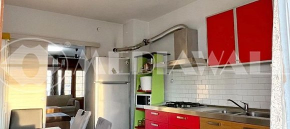 Квартира с 5 комнатами в Порденоне, Италия № 12772 5